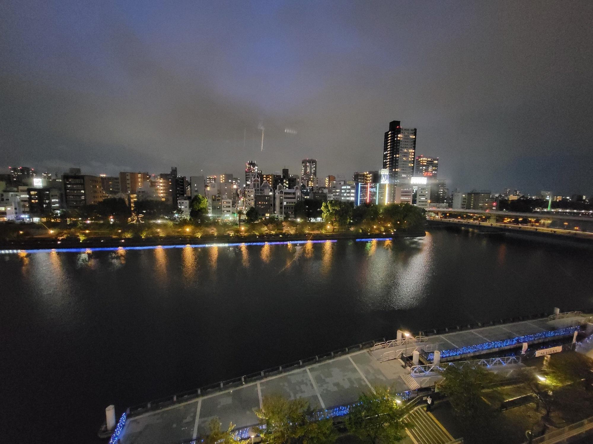 Hotel Osaka Castle Bagian luar foto